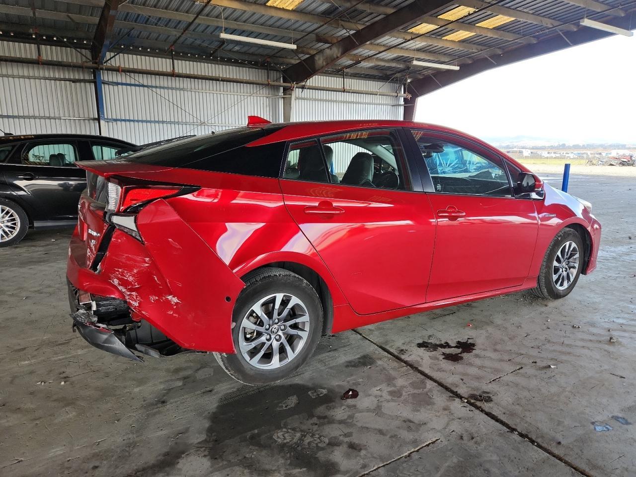 2019 TOYOTA PRIUS