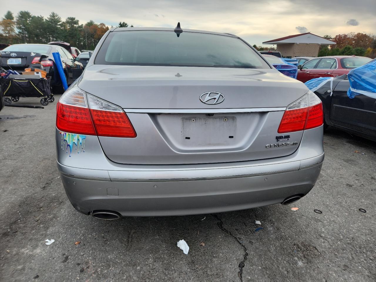 2009 HYUNDAI GENESIS