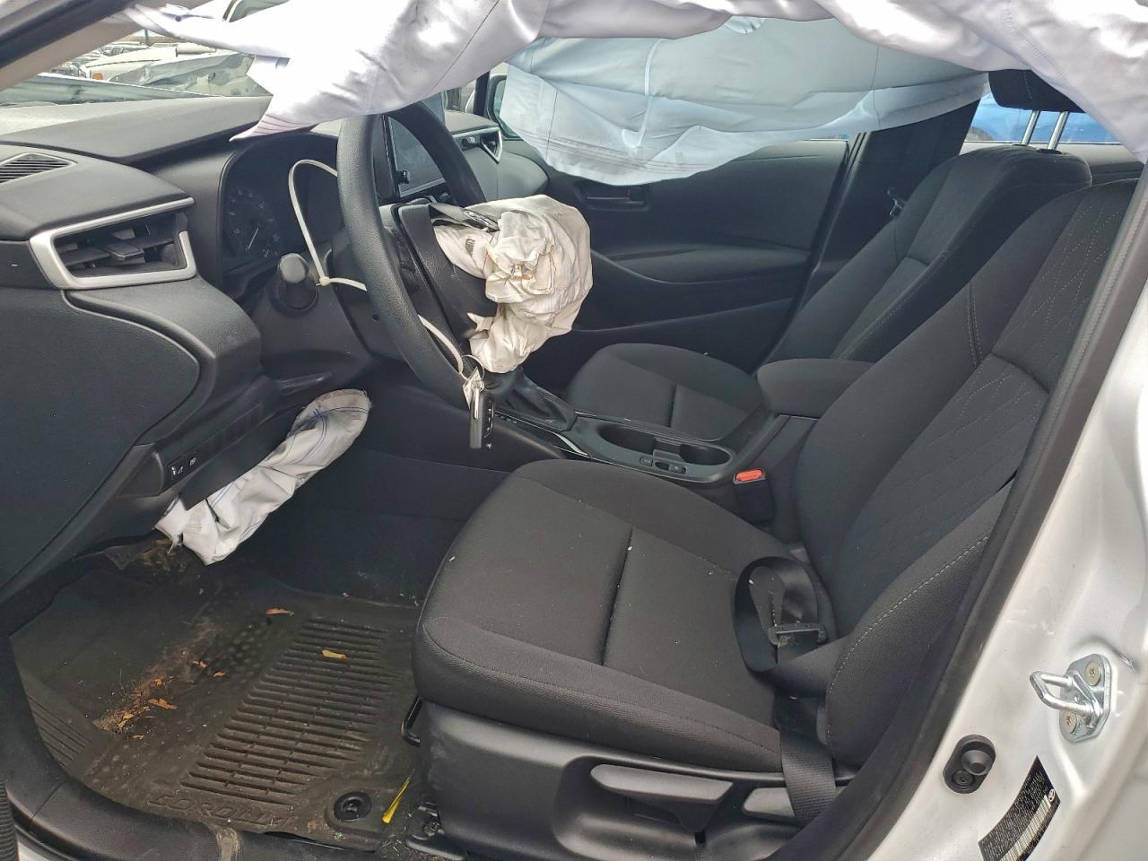 2025 TOYOTA COROLLA