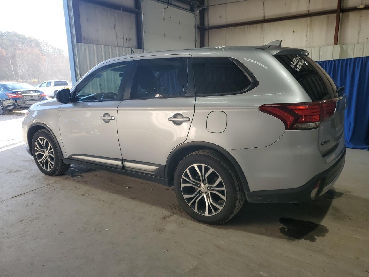 2017 MITSUBISHI outlander