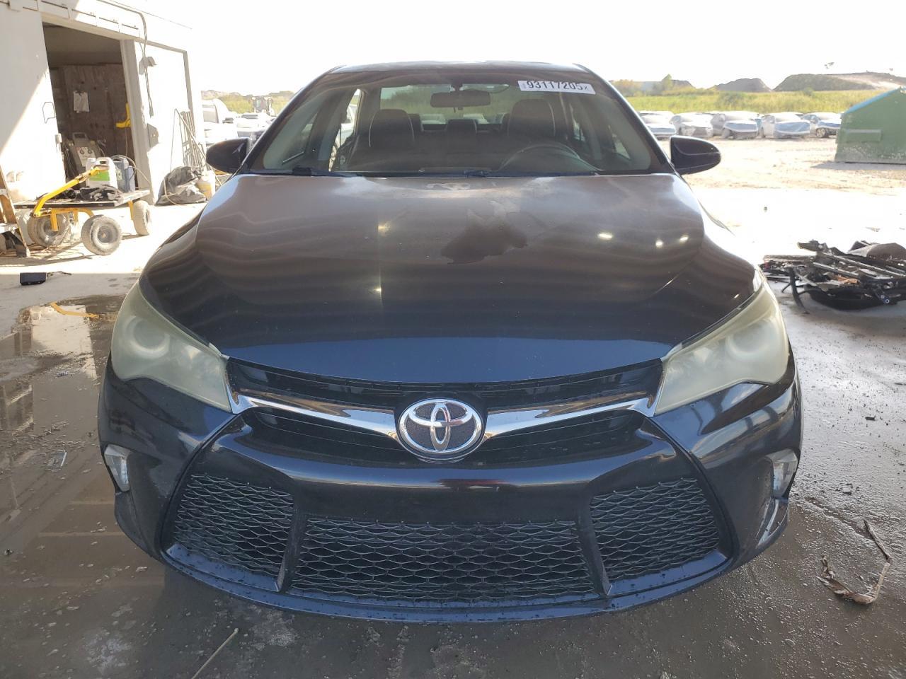 2015 TOYOTA CAMRY