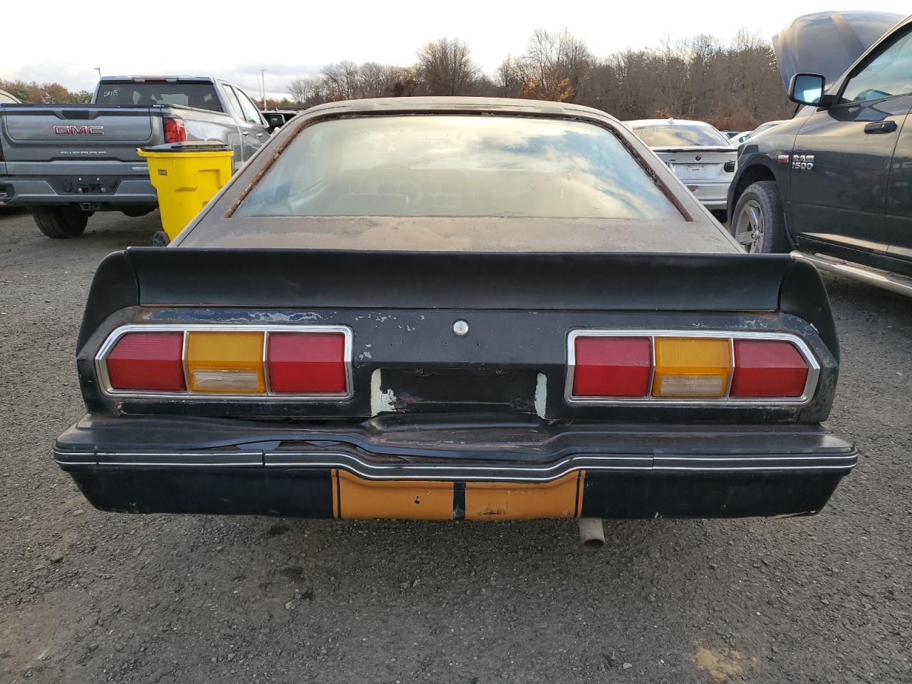 1977 FORD MUSTANG