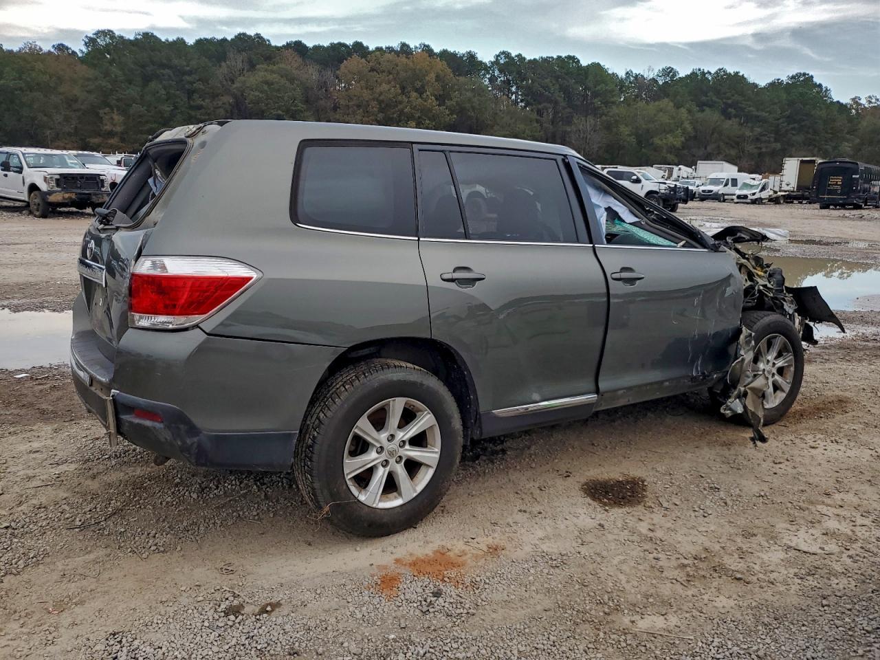 2012 TOYOTA HIGHLANDER