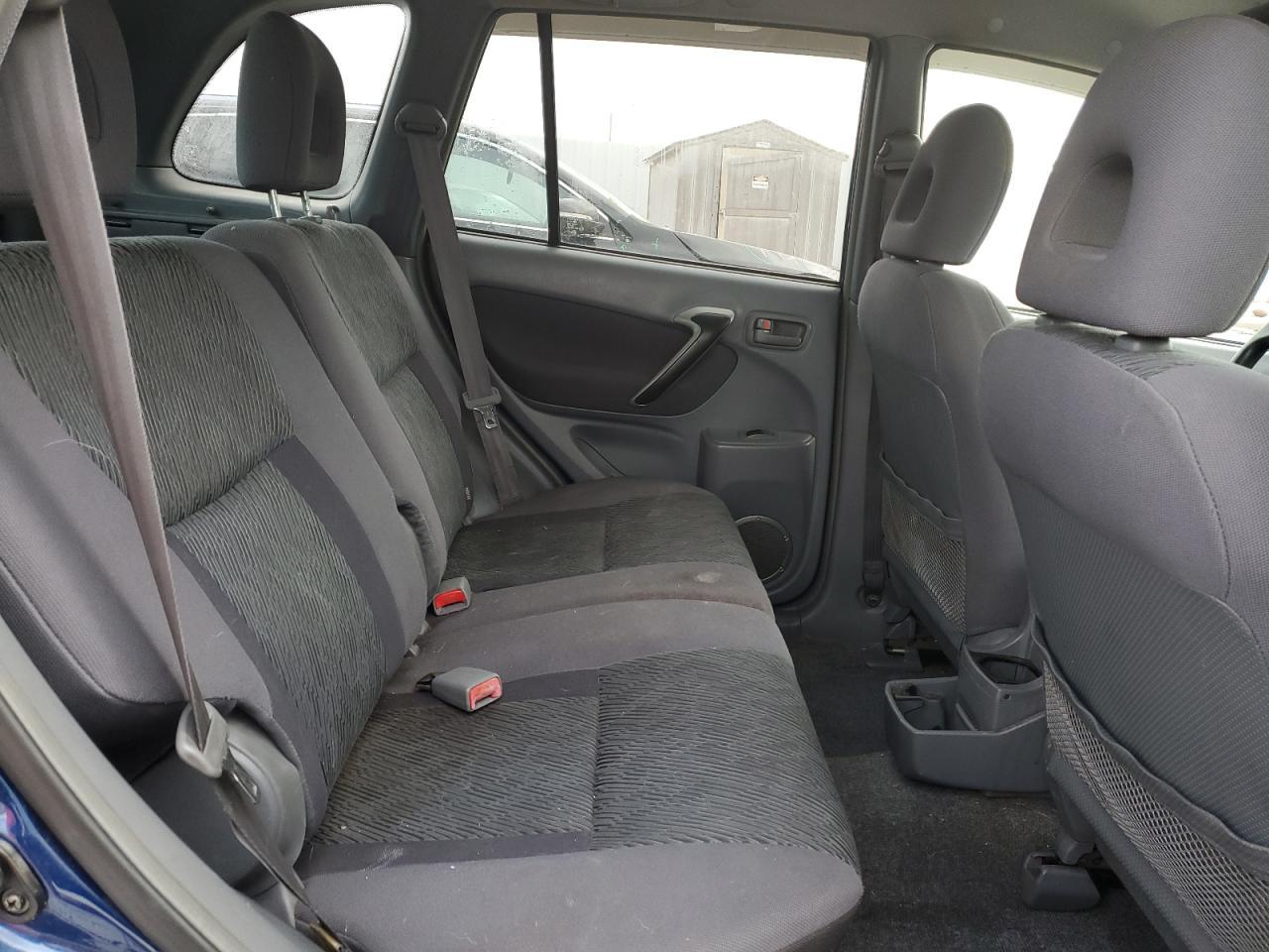 2002 TOYOTA RAV4