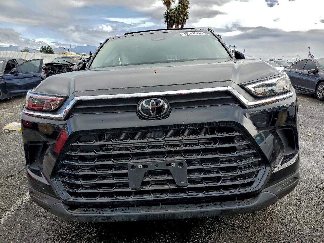 2025 TOYOTA HIGHLANDER