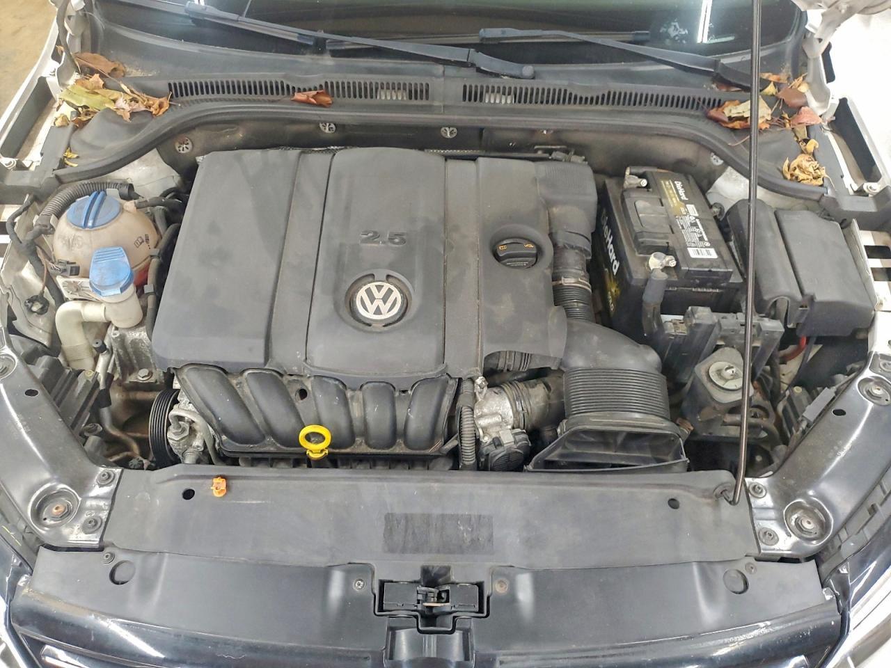 2013 VOLKSWAGEN JETTA