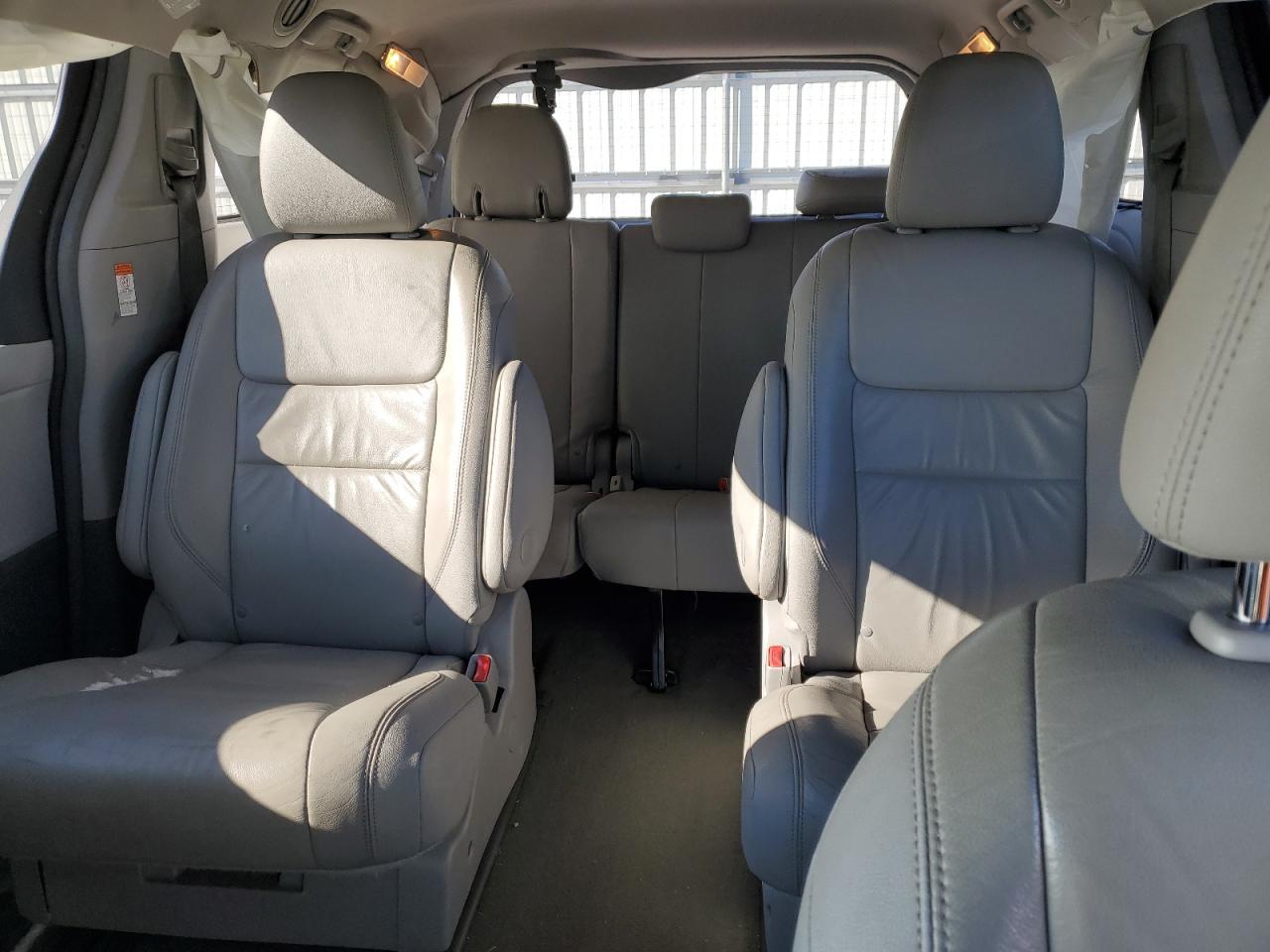 2022 TOYOTA SIENNA