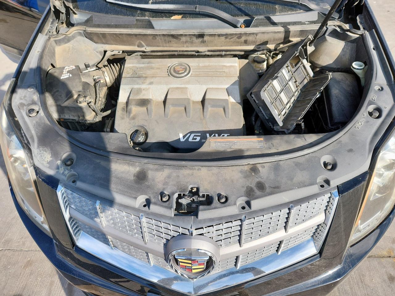 2010 CADILLAC SRX