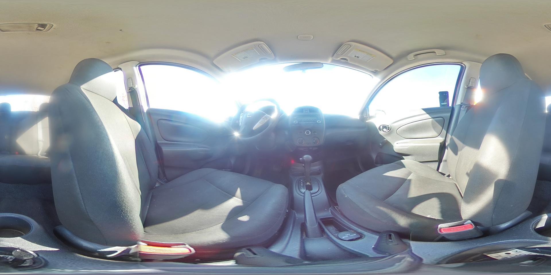 2015 NISSAN VERSA