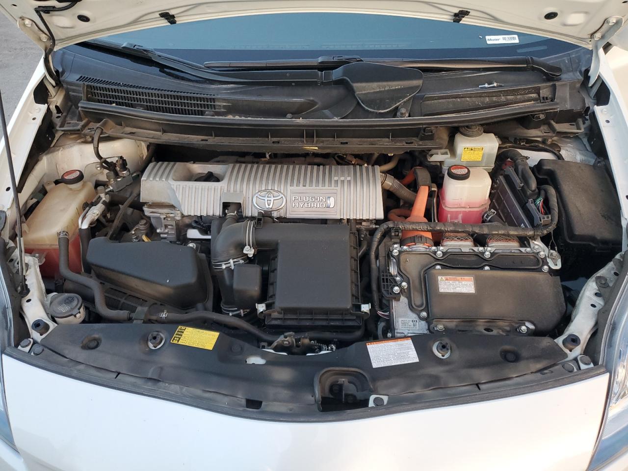 2015 TOYOTA Prius Plug-In