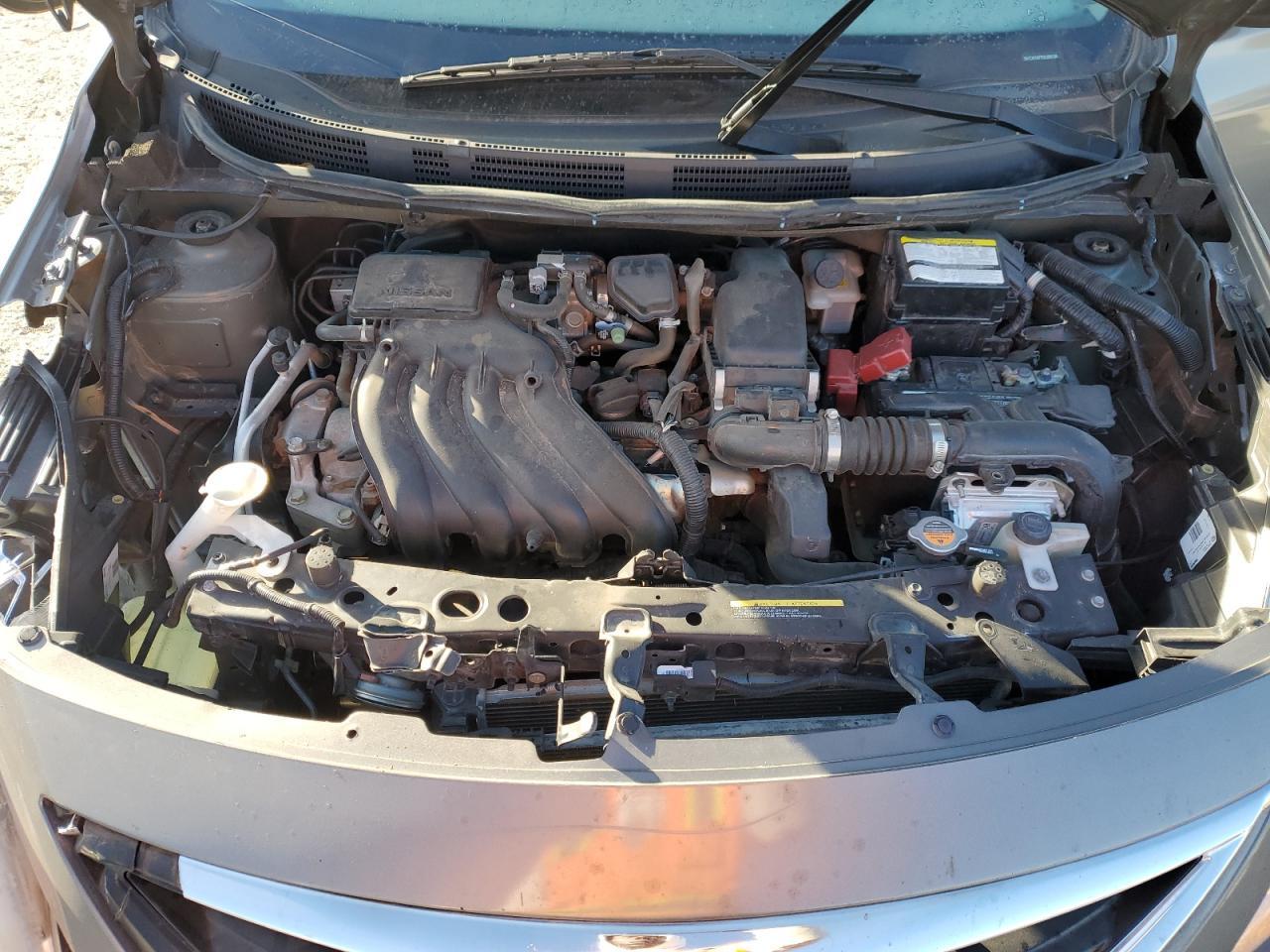 2017 NISSAN VERSA