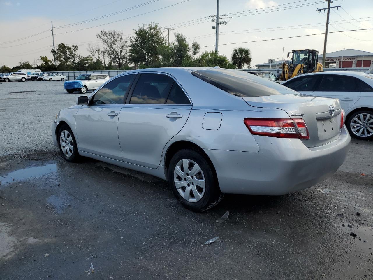2011 TOYOTA CAMRY
