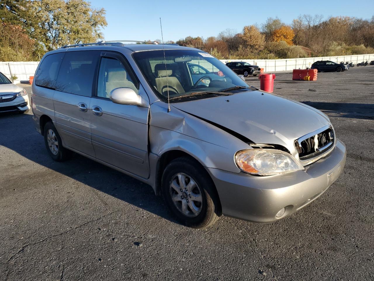 2005 KIA SEDONA