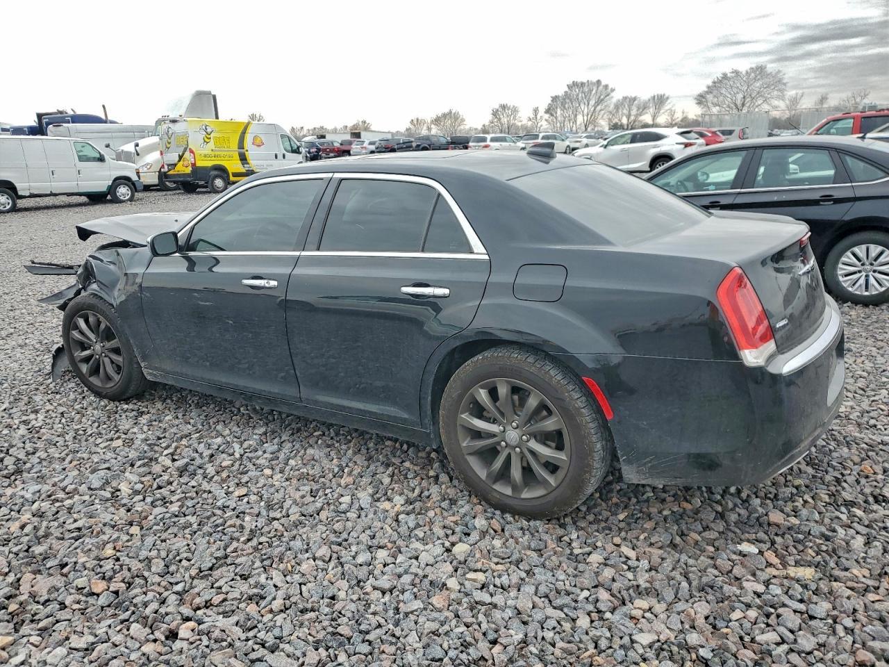 2016 CHRYSLER 300