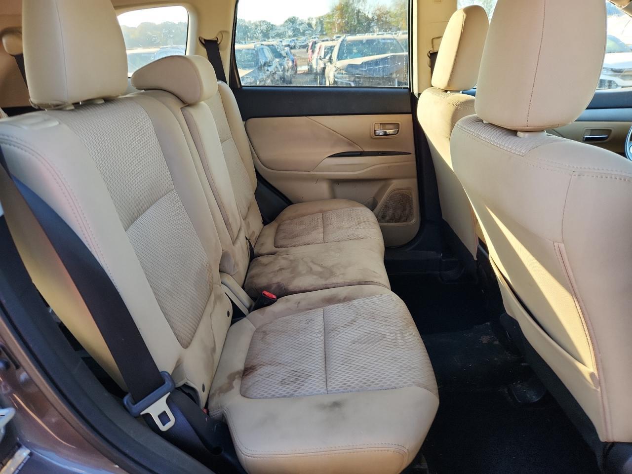 2018 MITSUBISHI outlander