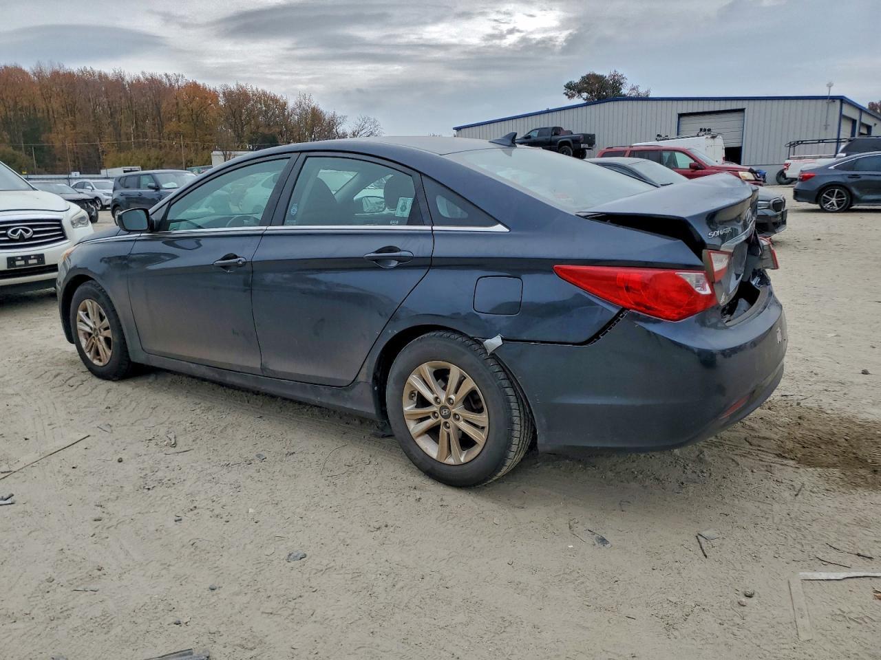2011 HYUNDAI SONATA