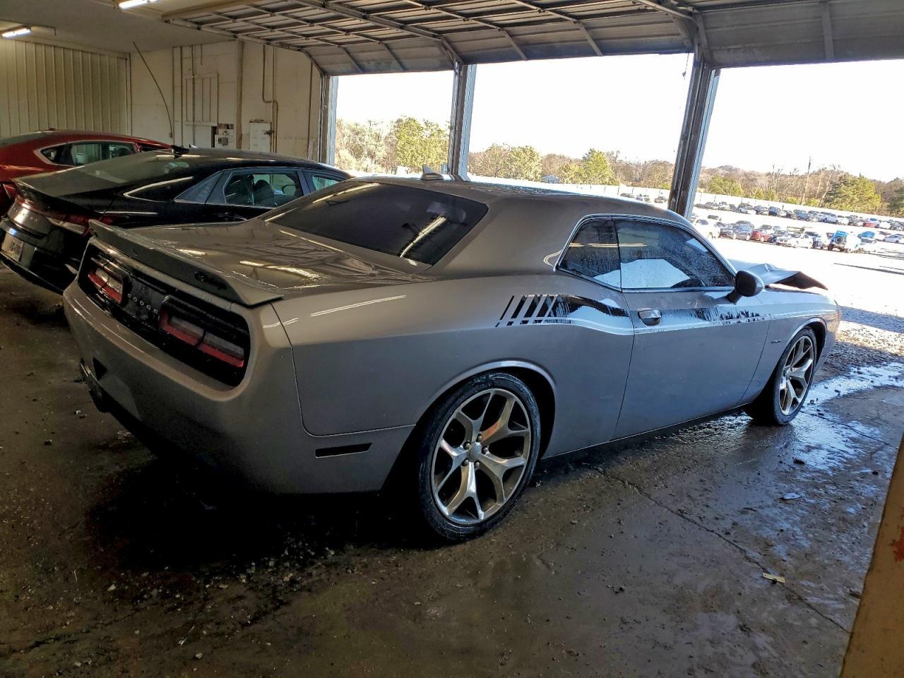 2016 DODGE Challenger