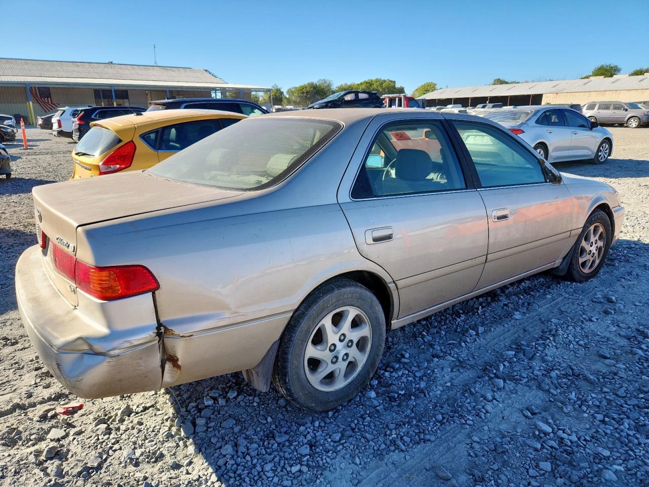 2001 TOYOTA CAMRY