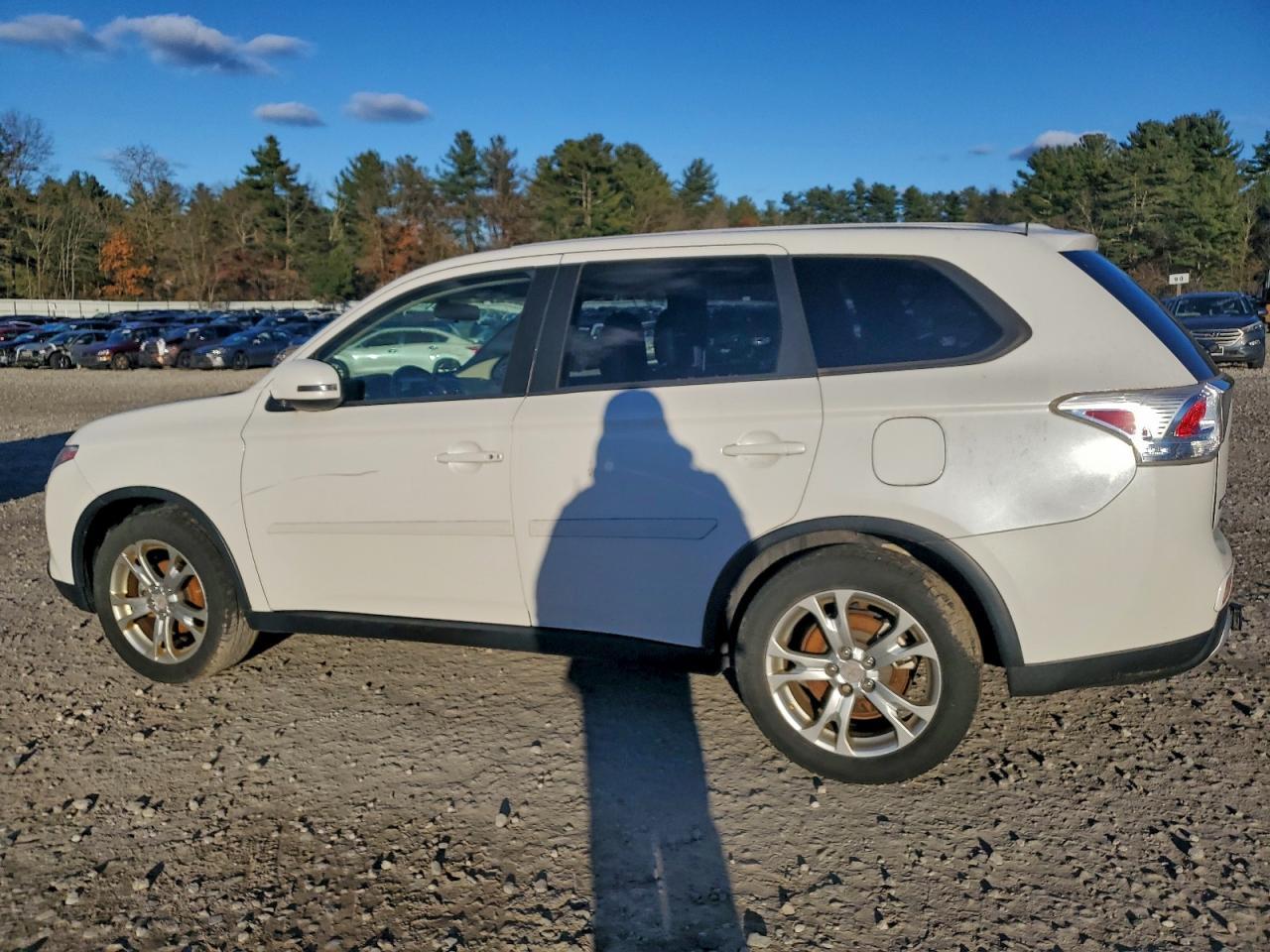 2015 MITSUBISHI outlander