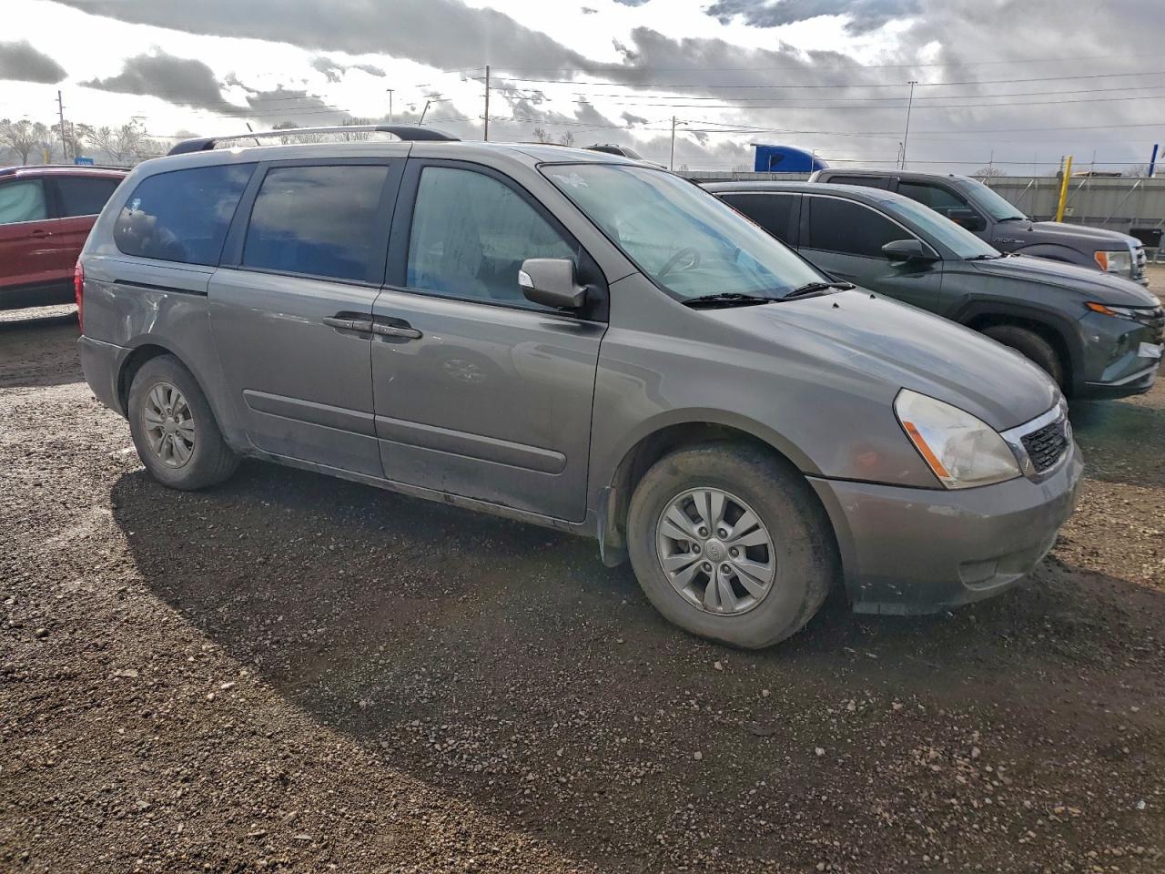 2012 KIA SEDONA