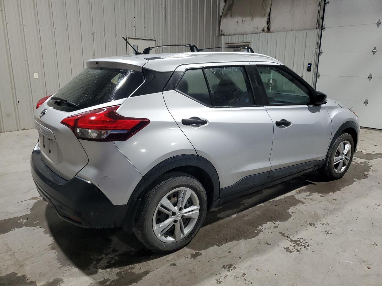 2019 NISSAN KICKS