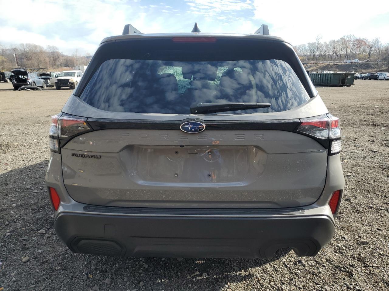 2025 SUBARU FORESTER
