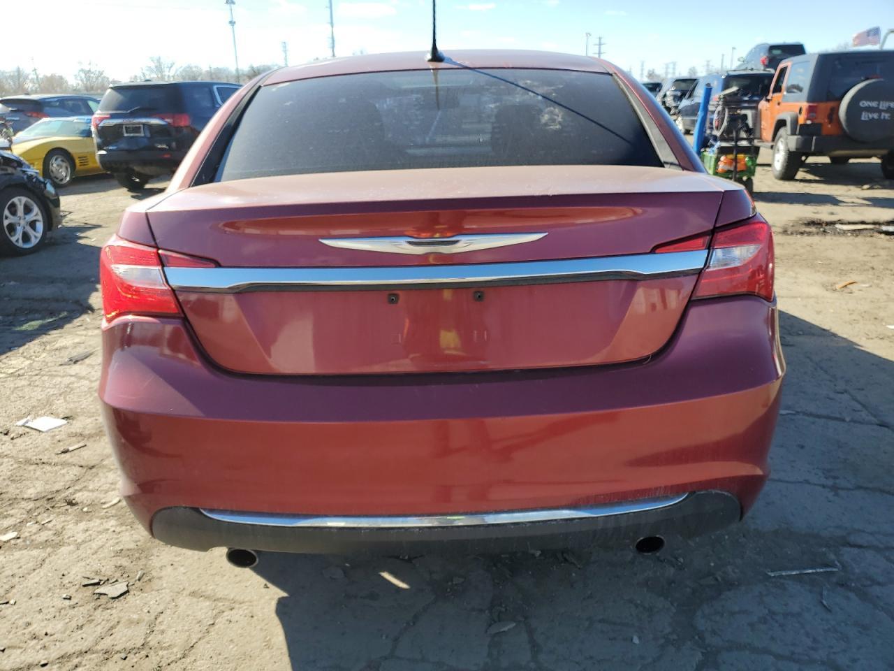 2012 CHRYSLER 200
