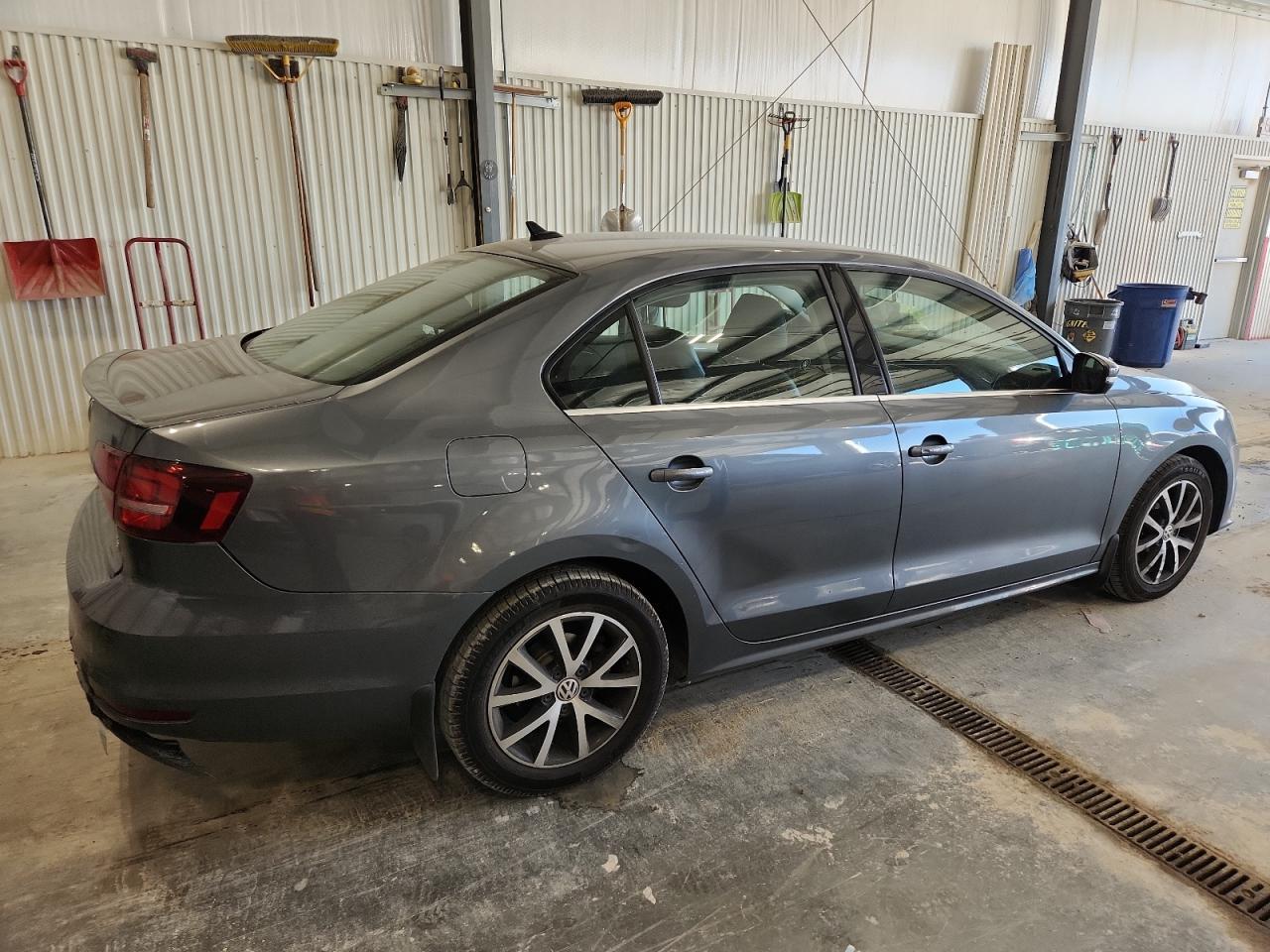 2017 VOLKSWAGEN JETTA
