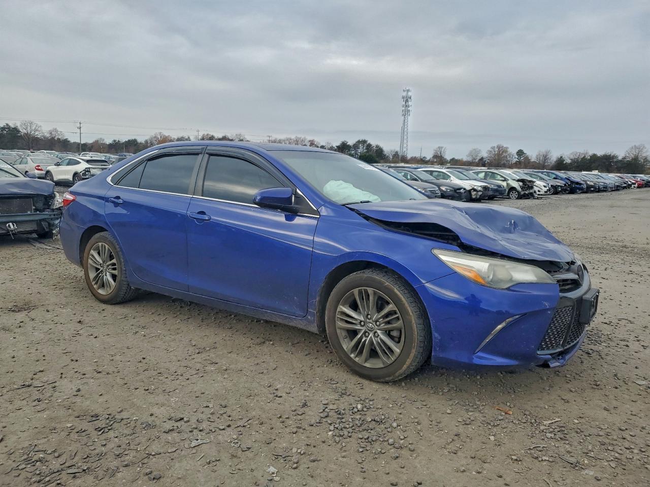 2016 TOYOTA CAMRY