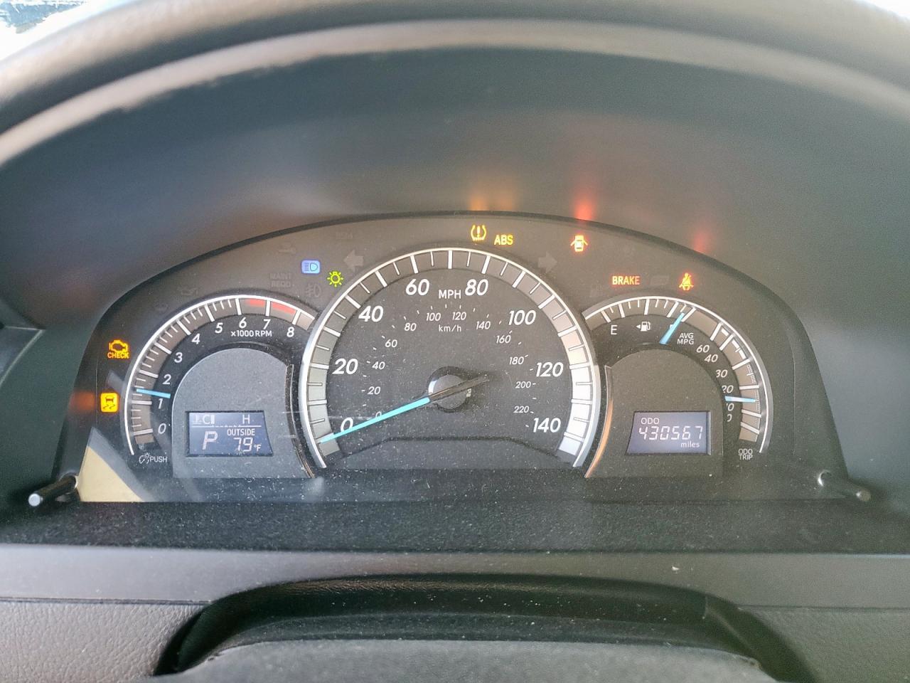 2014 TOYOTA CAMRY