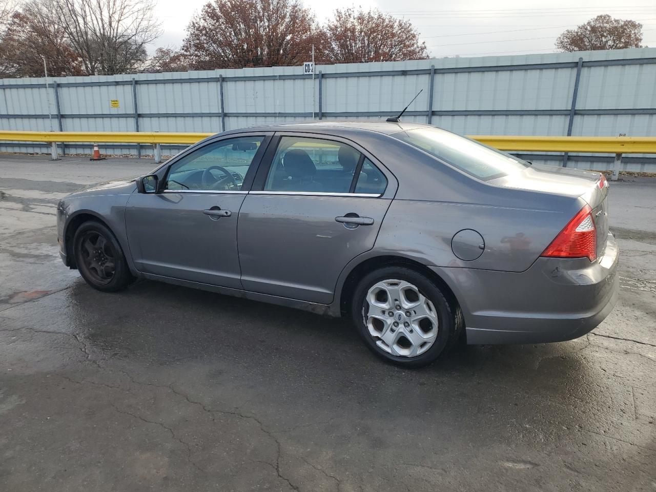 2011 FORD FUSION