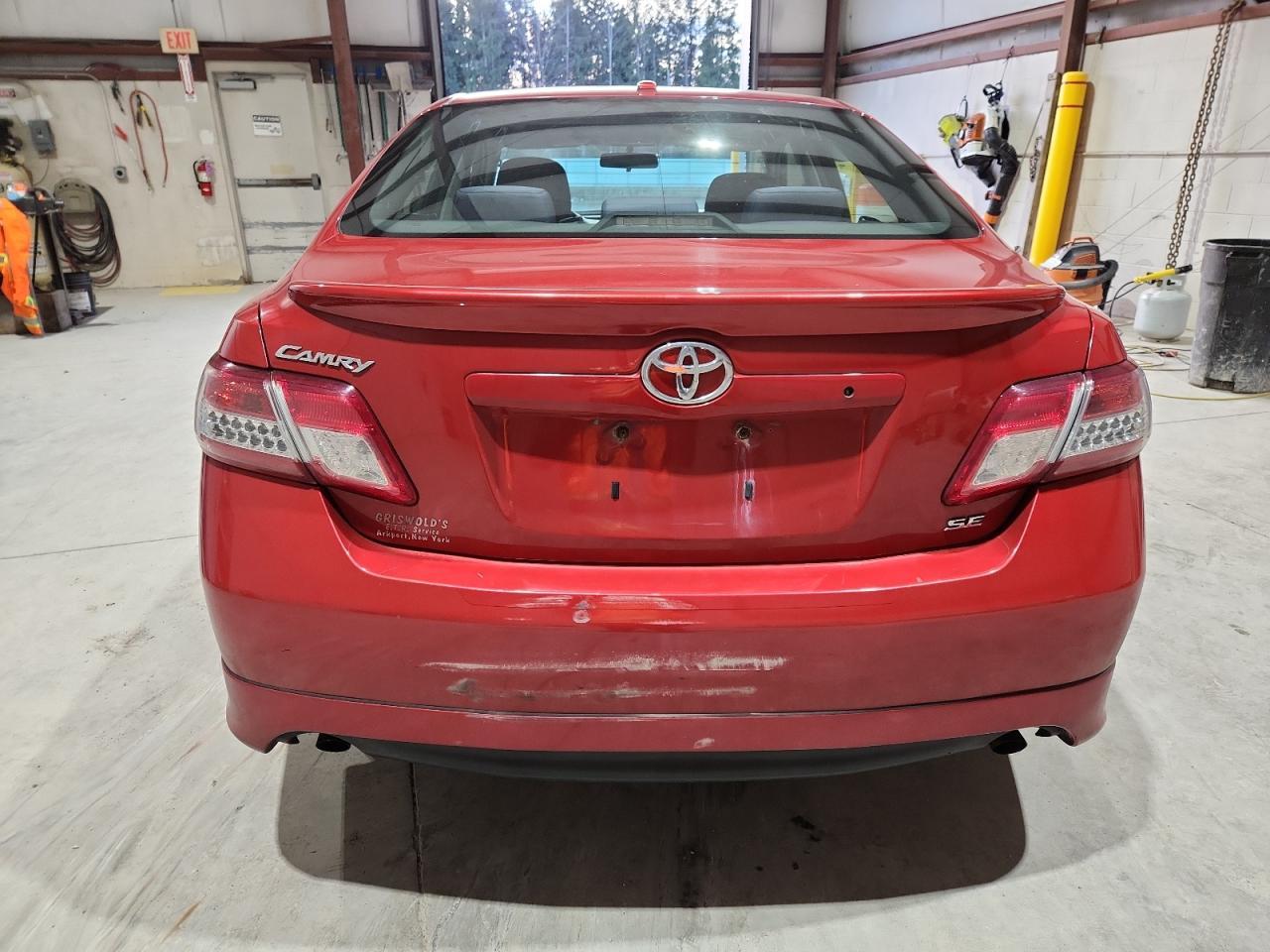 2010 TOYOTA CAMRY