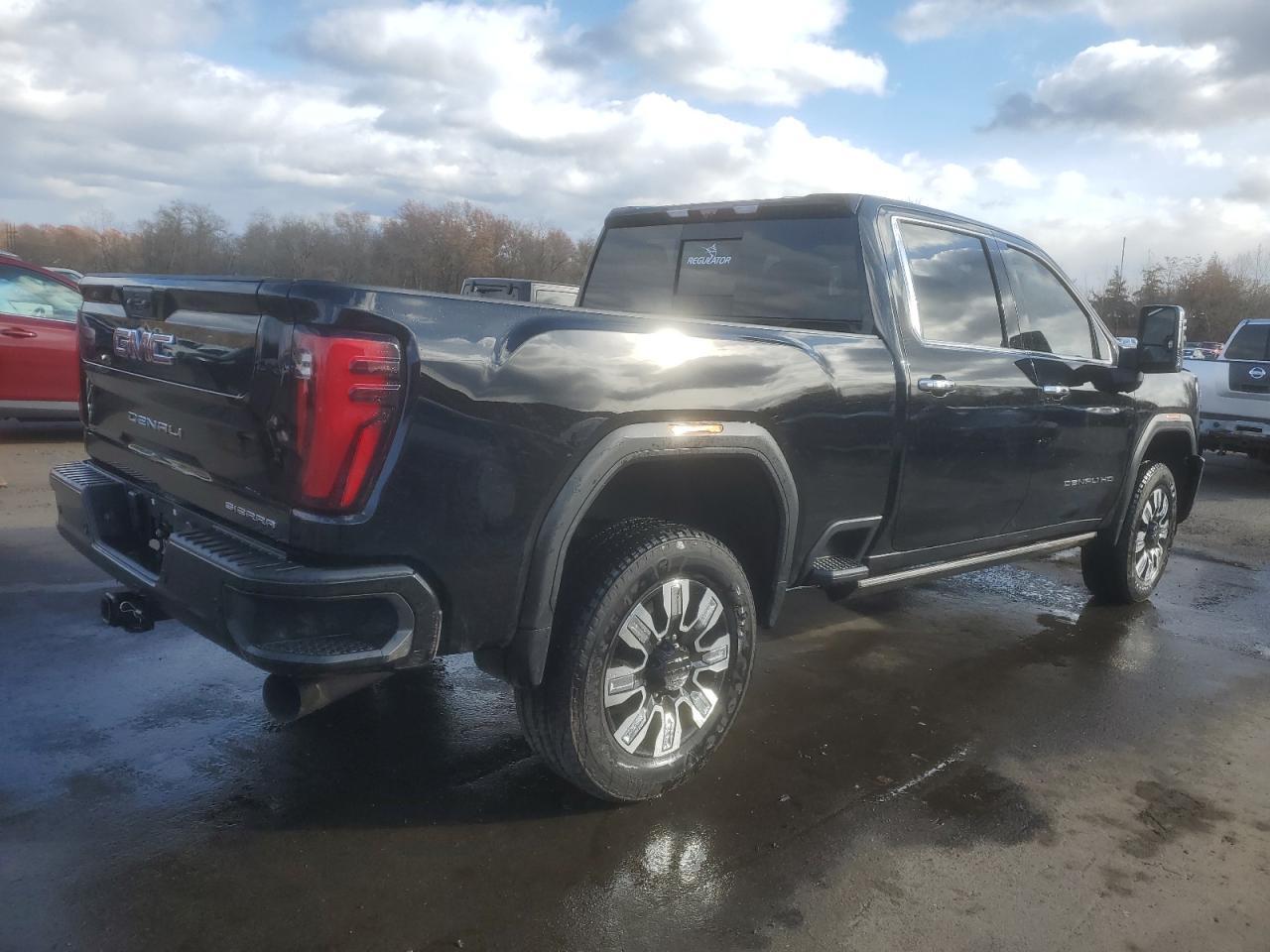 2024 GMC Sierra