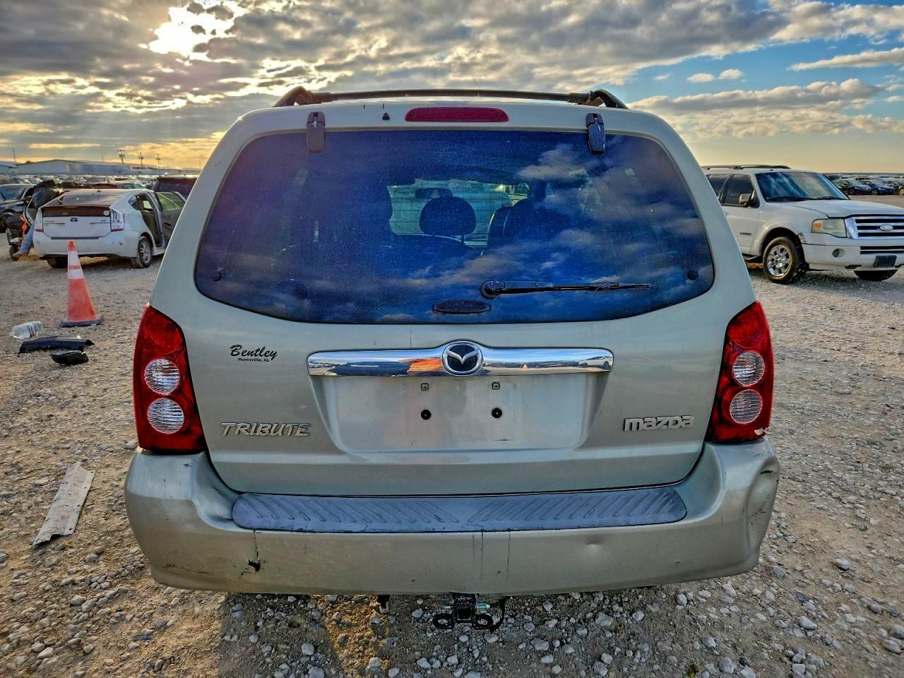 2005 MAZDA Tribute