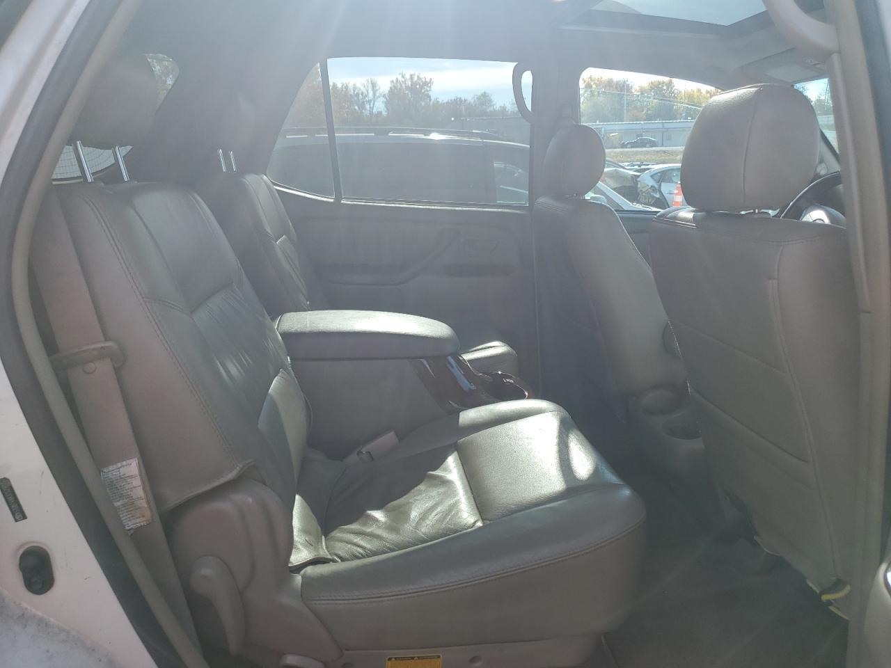 2007 TOYOTA Sequoia