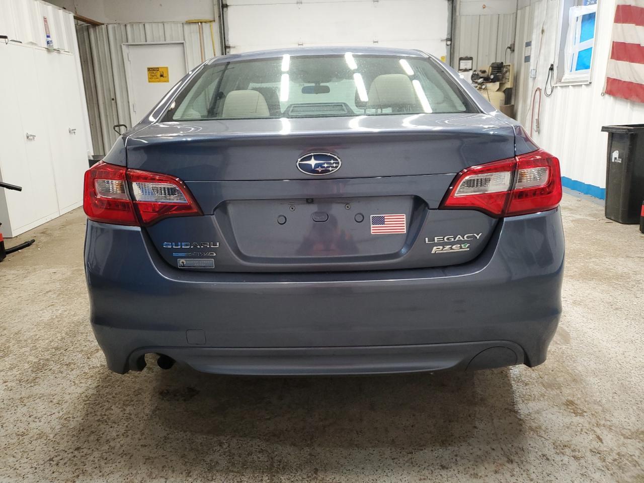 2015 SUBARU Legacy