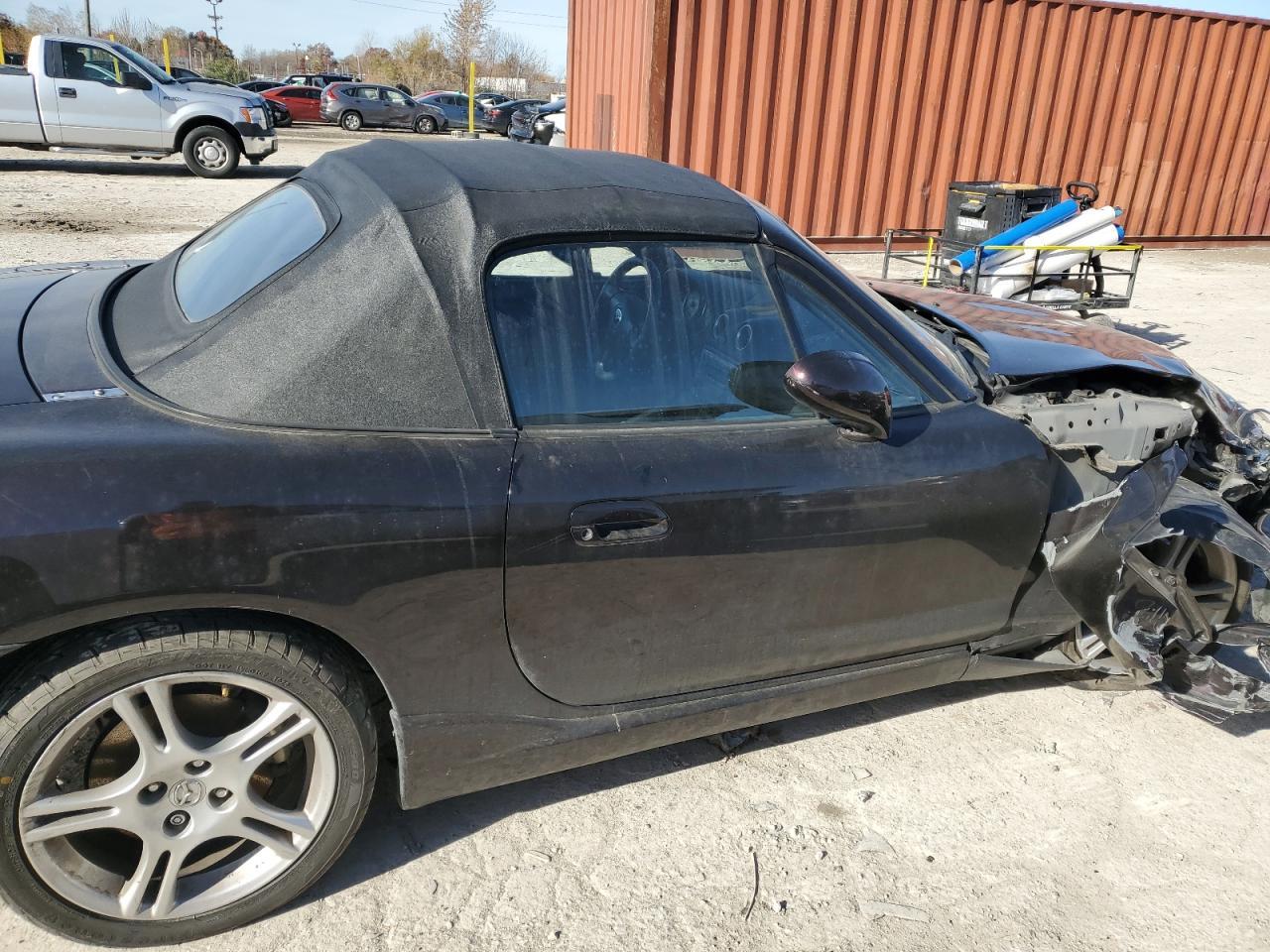 2005 MAZDA MX-5 Miata