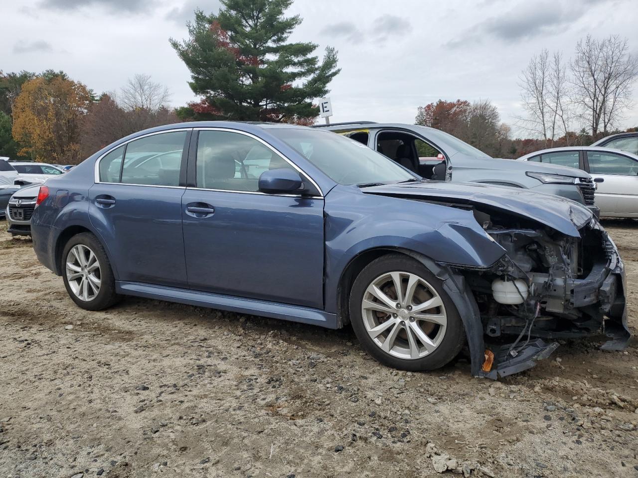 2013 SUBARU Legacy