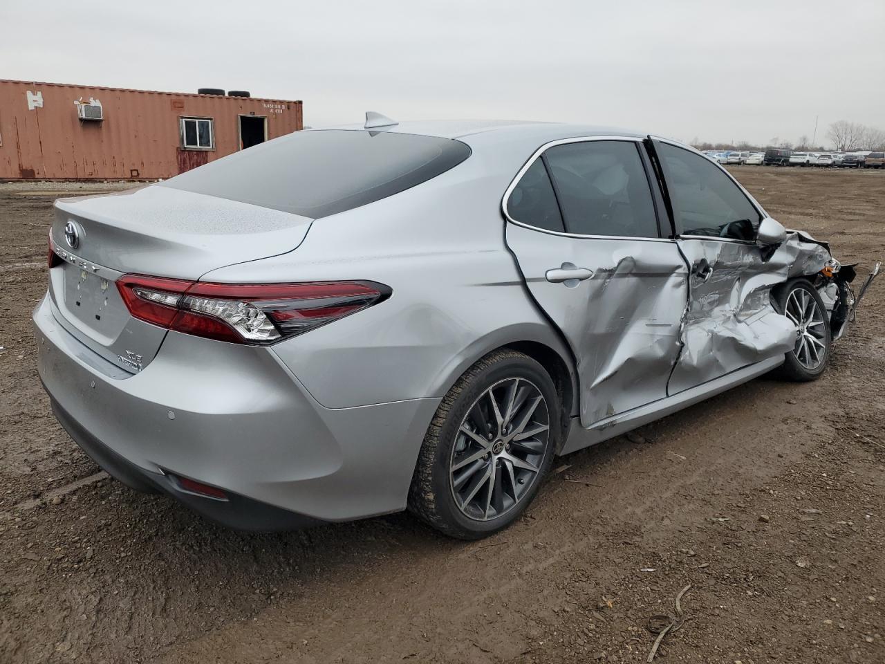 2021 TOYOTA CAMRY