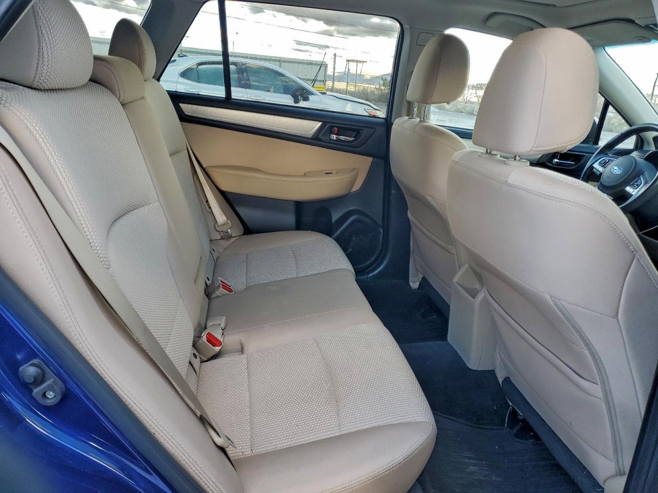 2015 SUBARU Outback