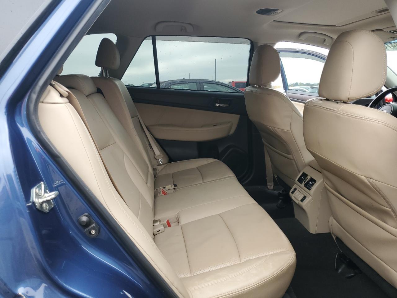 2019 SUBARU Outback