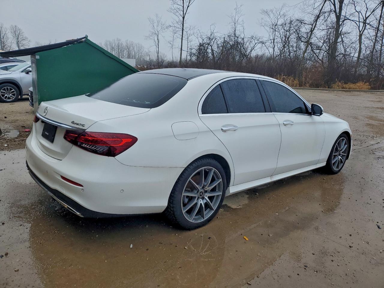 2021 MERCEDES-BENZ E-Class