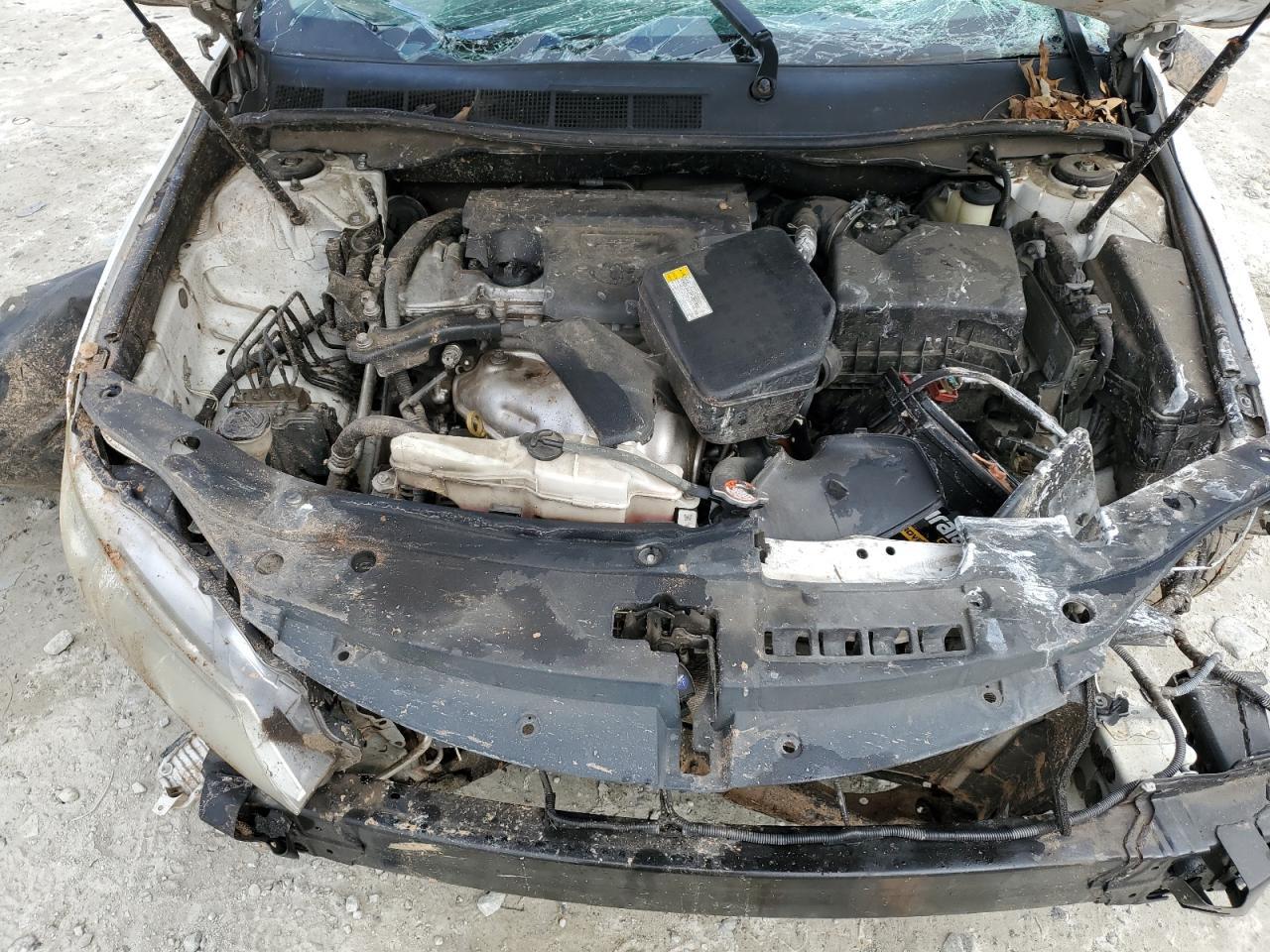 2016 TOYOTA CAMRY