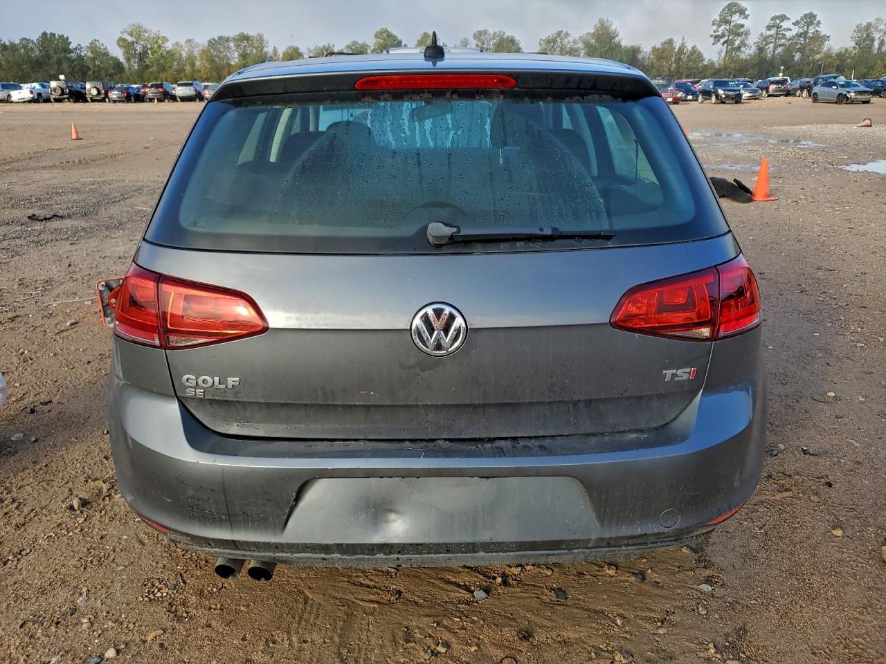 2017 VOLKSWAGEN GOLF