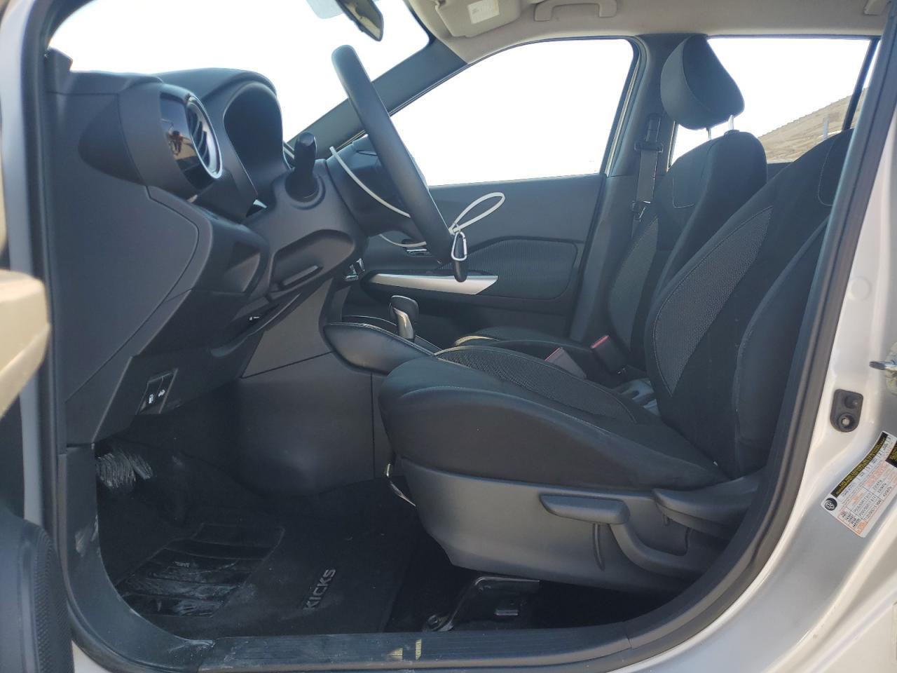 2019 NISSAN KICKS
