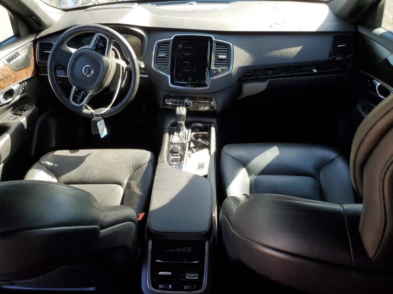 2019 VOLVO XC90