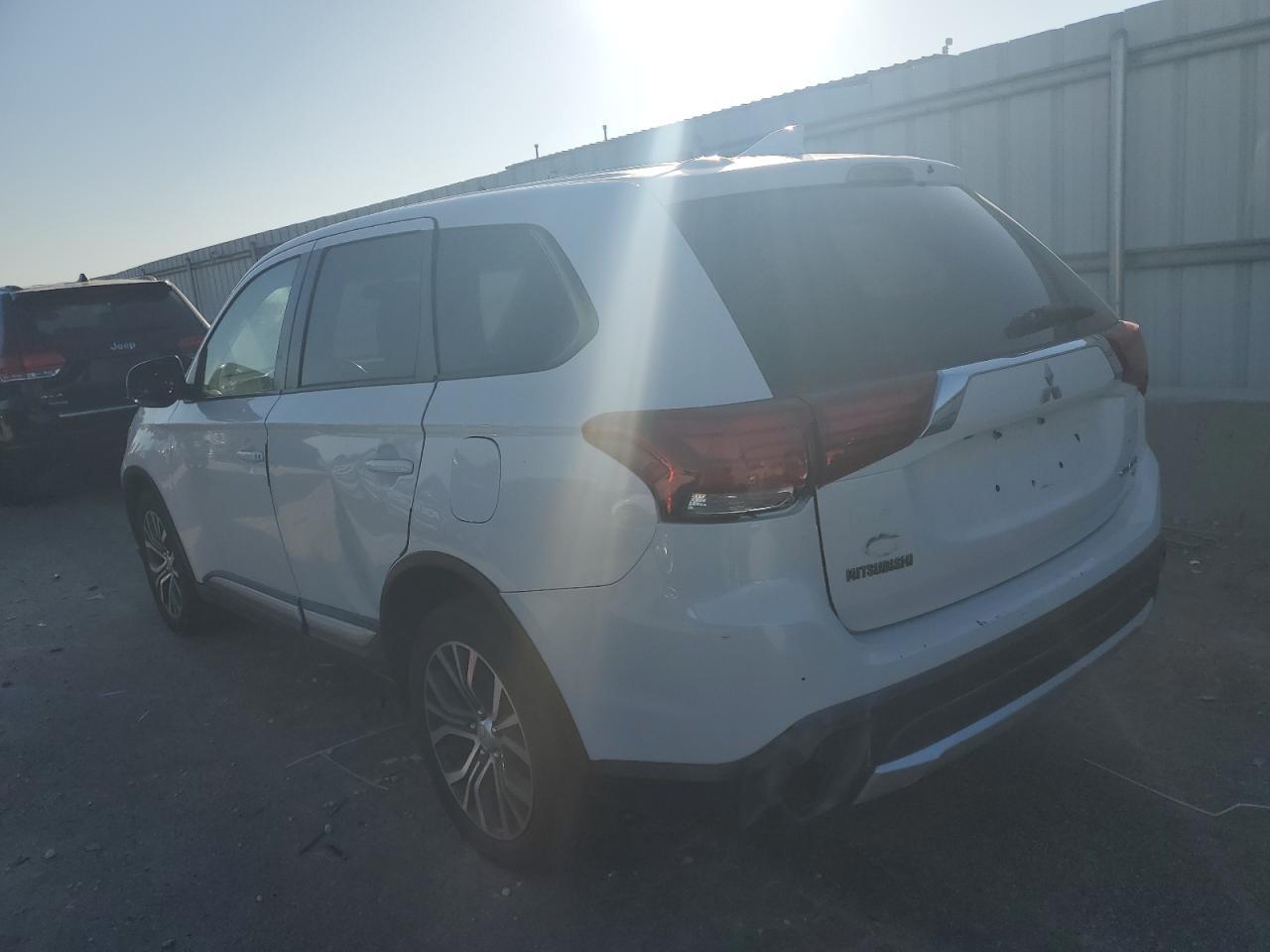 2017 MITSUBISHI outlander