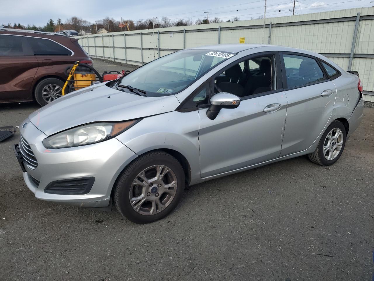 2015 FORD Fiesta