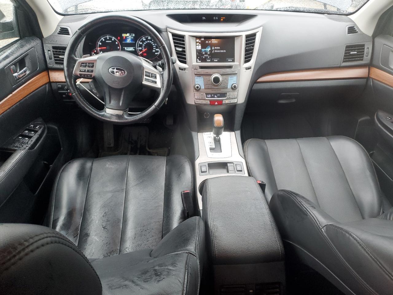 2013 SUBARU Outback