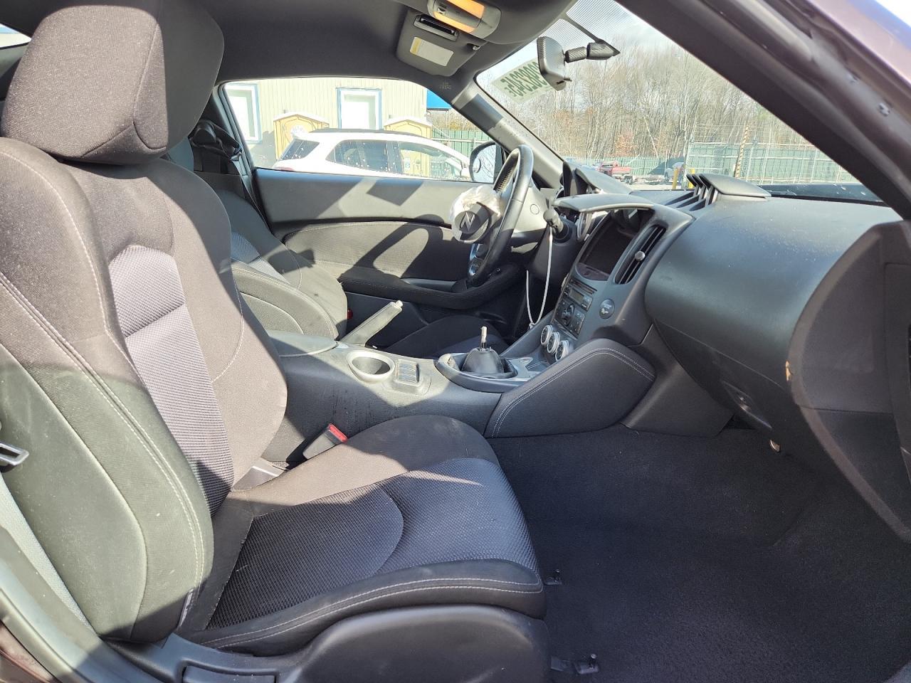 2011 NISSAN 370Z